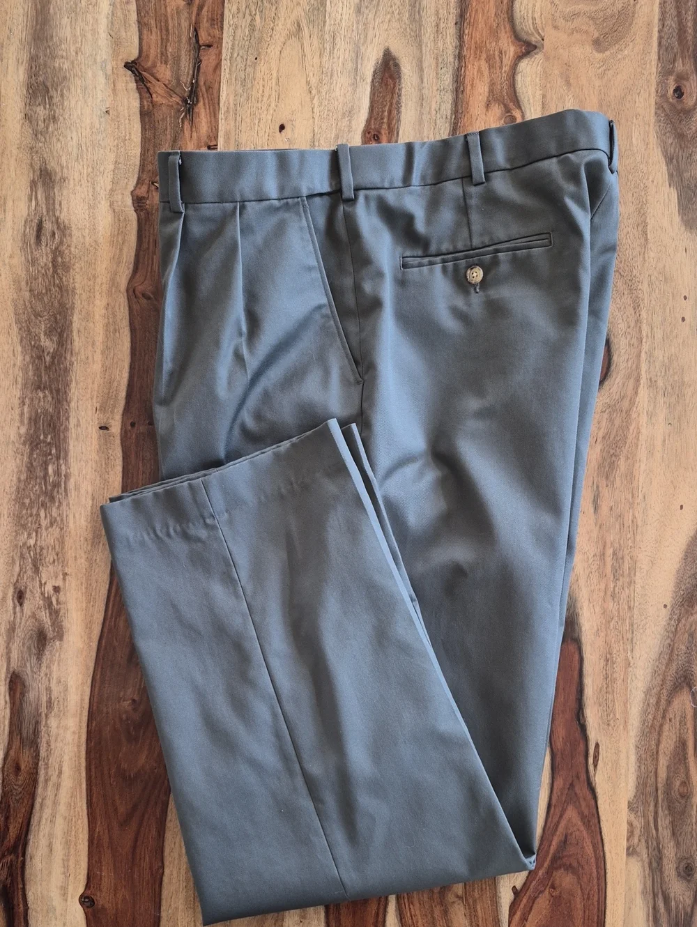 Lands' End Traditional Fit 100% Cotton Pleated Pants